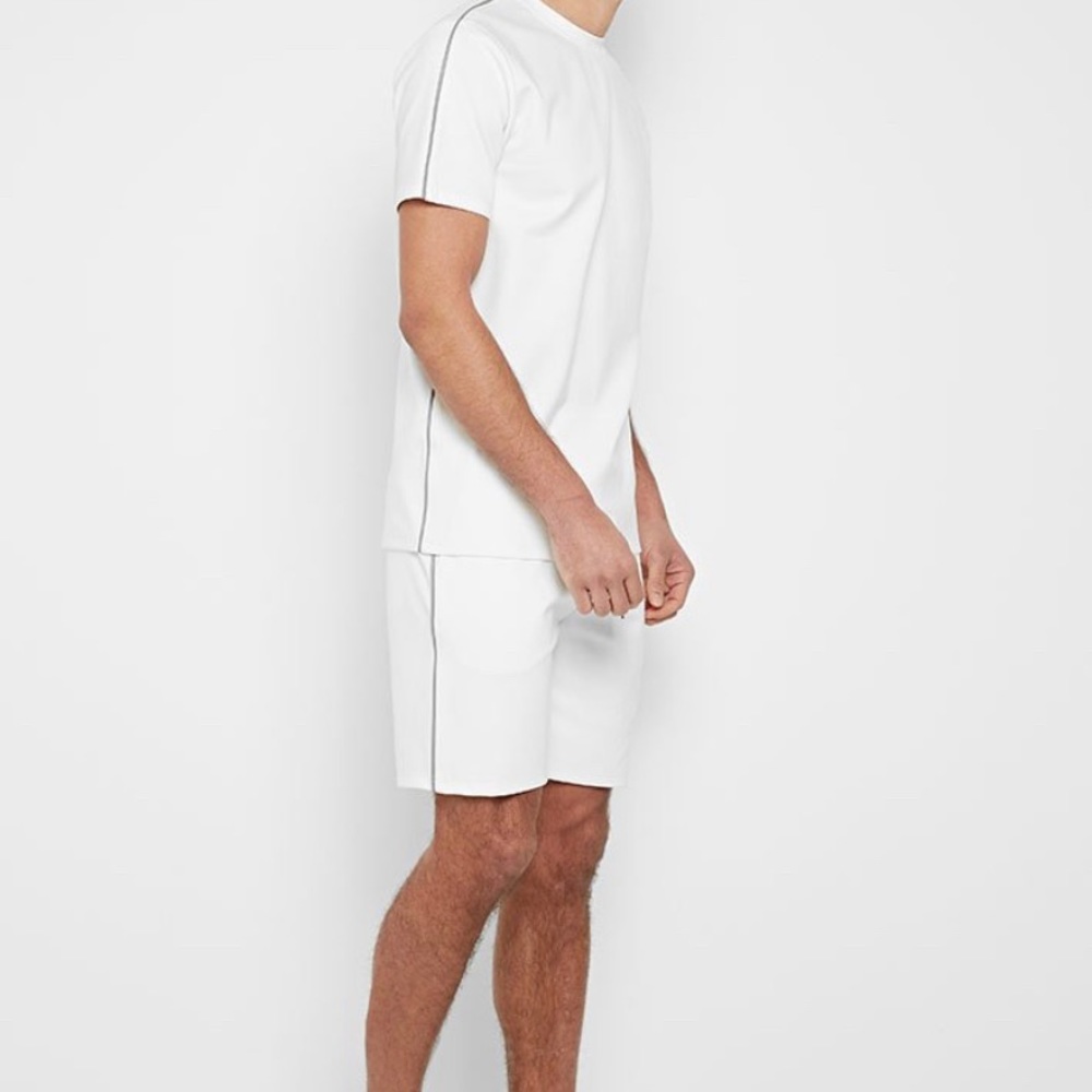 New - Manièr De Voir Luxe vegan piping T-shirt
